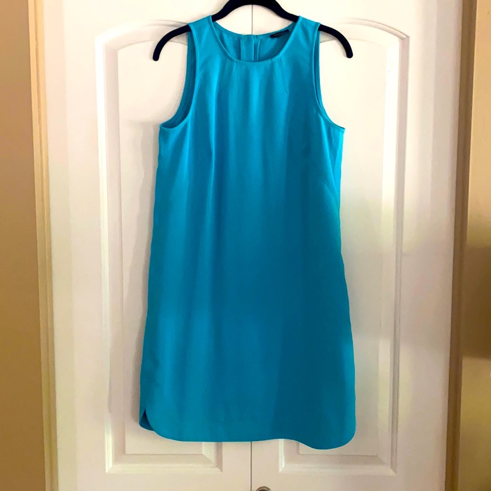 Ann Taylor size 6